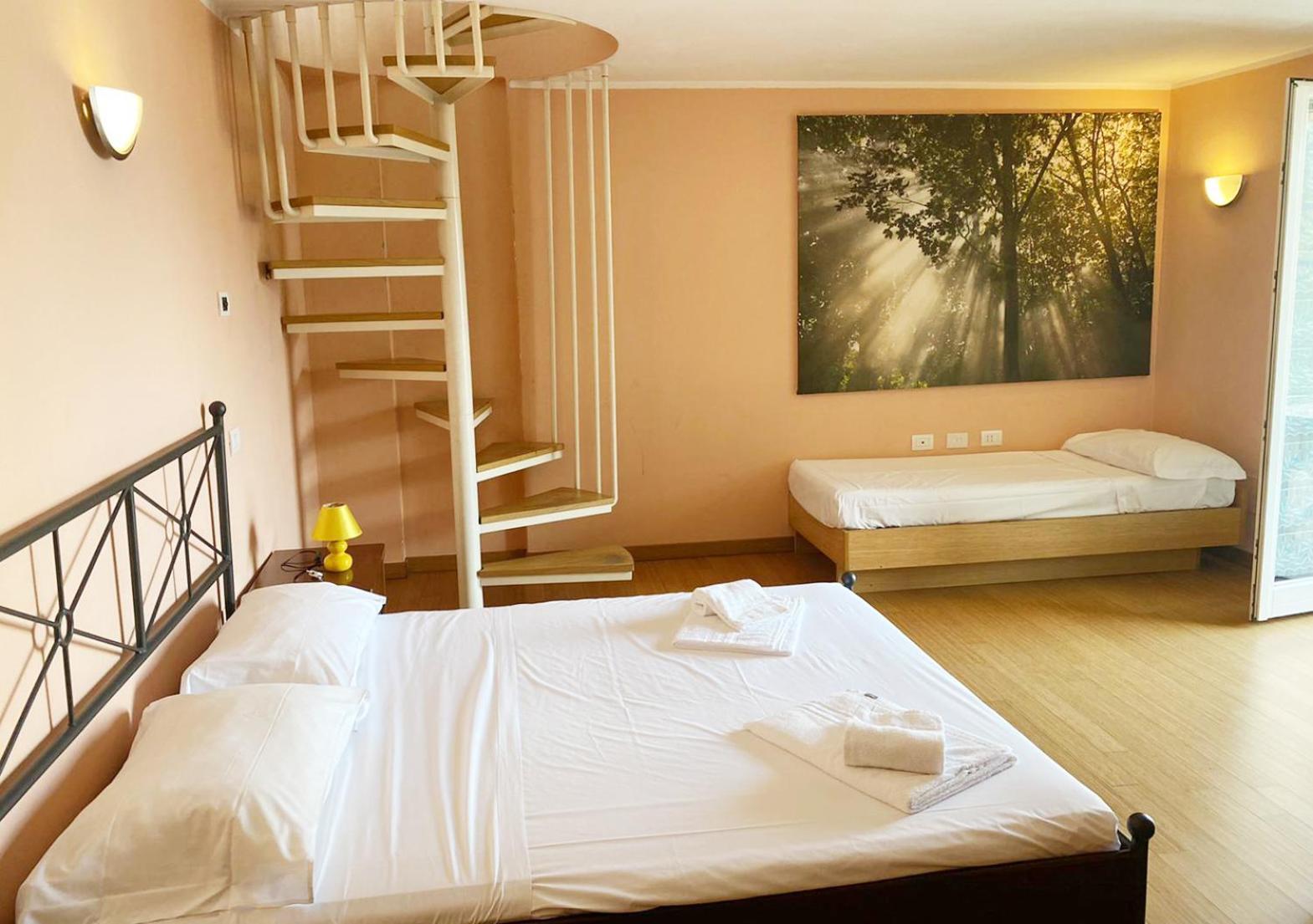 The Duplex - Big Apartment With Terraces อาร์เจโญ ภายนอก รูปภาพ